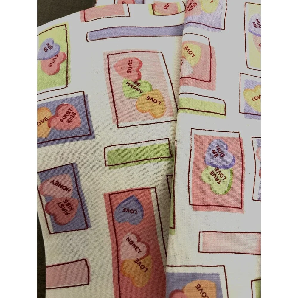 Kohls Happy Valentines Day Oblong Tablecloth 60 x 85